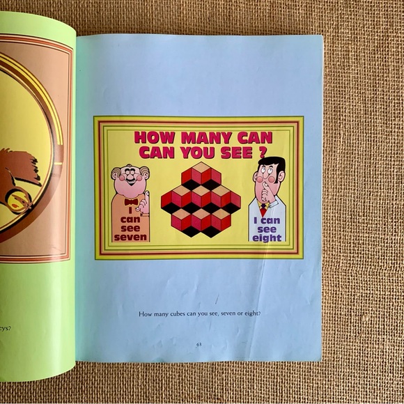 Book of Optical Illusions by GREAT MINDWARE “Brainy Toys for Kids of All Ages” - Picture 7 of 12